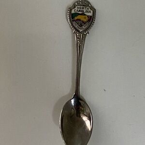 North Carolina Souvenir state Spoon vintage collectible approx 3.5 inches